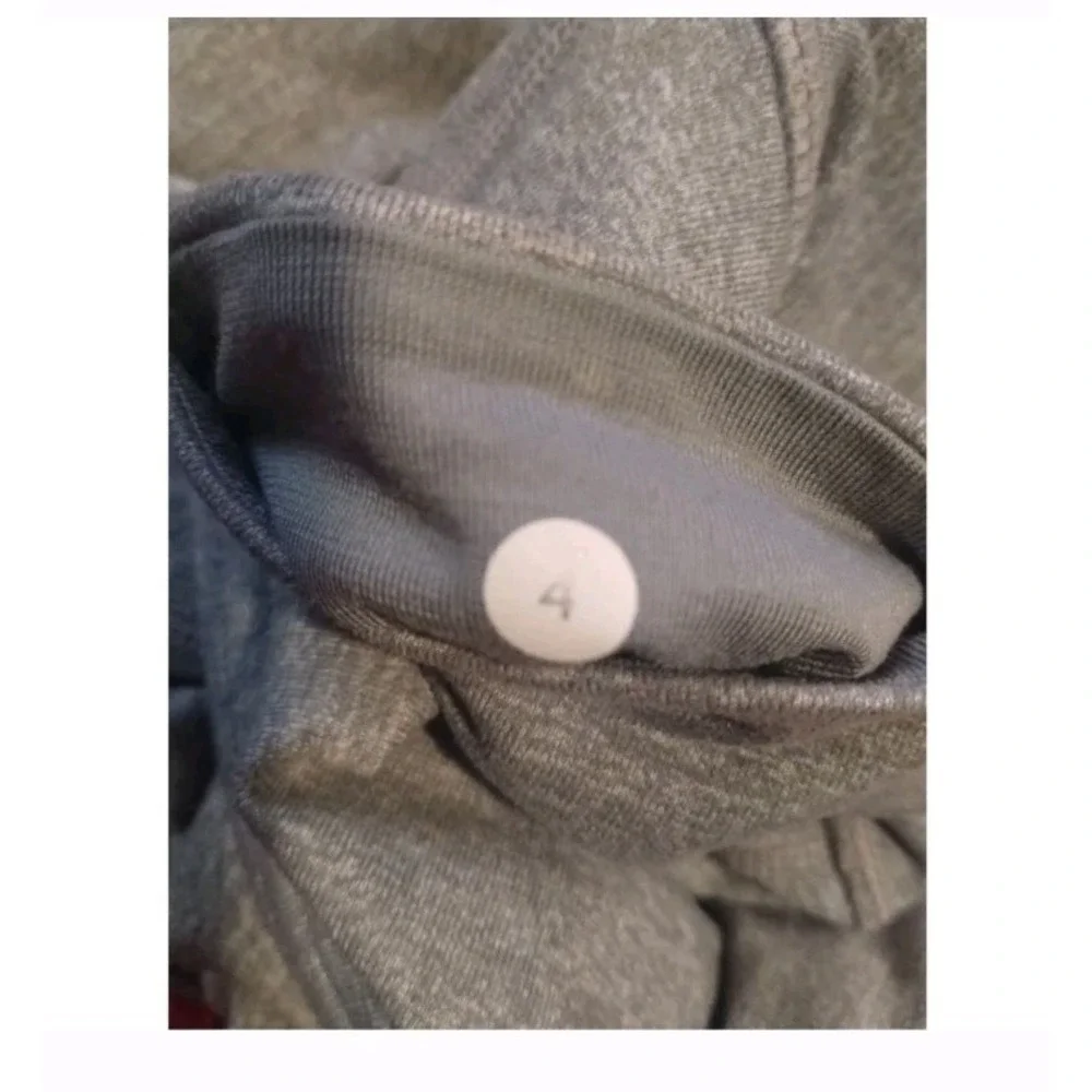 Lululemon Side Tie Salutation Cinch‎ Dance Cropped Leggings Grey Size 4 Athletic